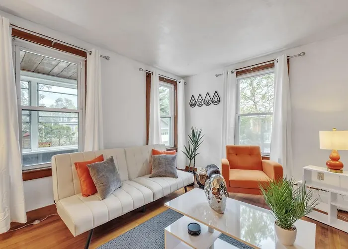 Brand New Stylish Noho Apartment